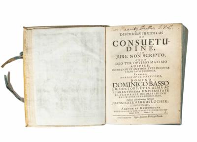 Sammelband mit 19 barocken juridischen Dissertationen - Porzellan, Glas und Sammelgegenstände