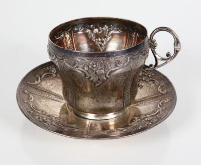 Französische Silber Tasse mit Untertasse, Henri Lapeyre, um 1900 - Porcelán, sklo a sběratelské předměty
