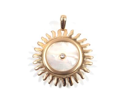 Brillant- Perlmuttanhänger, "Sonne" - Antiques, art and jewellery