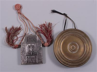 Ballspende "Ball der Stadt Wien 1912" und Messingkapsel mit großem Wachssiegel - Antiques, art and jewellery