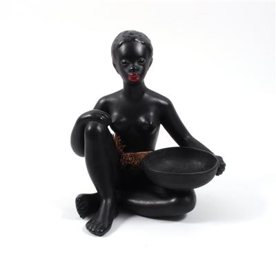 GMUNDNER Keramikfigur "Sitzende Afrikanerin mit Schüssel" - Umění, starožitnosti a šperky