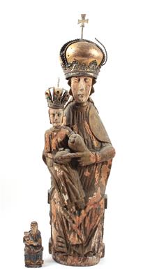 2 Holzfiguren "Mariazeller Madonna" - Umění, starožitnosti, šperky