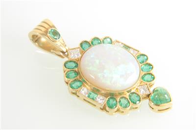 Opal-Diamant-Smaragd Einhänger - Klenoty a Hodinky