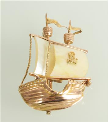 Brosche "Piratenschiff" - Jewellery and watches