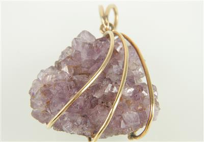 Anhänger mit Amethyst - Klenoty a Hodinky